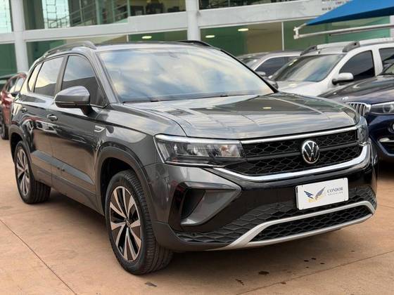 VOLKSWAGEN TAOS 1.4 250 TSI TOTAL FLEX COMFORTLINE AUTOMÁTICO VOLKSWAGEN TAOS 1.4 250 TSI TOTAL FLEX COMFORTLINE AUTOMÁTICO